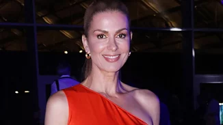 Η Τζίνα Αλιμόνου με το τέλειο '70s καρέ | Η αλλαγή στην εμφάνισή της μετά από καιρό