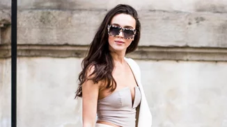 Καλοκαιρινά tops που κοστίζουν μέχρι 10 ευρώ για να ανανεώνεις συνέχεια τα looks σου