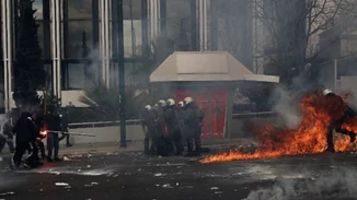 Τέμπη | 34 άνθρωποι προσήλθαν στα νοσοκομεία-το ΕΚΑΒ πρόσφερε επιτόπου πρώτες βοήθειες σε 77 άτομα