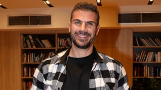 Σοβαρός τραυματισμός για τον Άκη Πετρετζίκη | "Ο πόνος είναι αφόρητος"