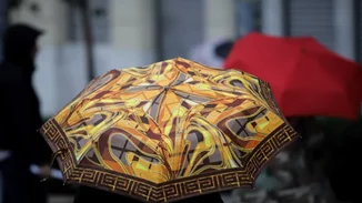 Καιρός: Λασποβροχές, σκόνη και υψηλές θερμοκρασίες - Αναλυτικά η πρόγνωση ανά περιοχή