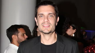 Παντρεύτηκε ο Μύρωνας Στρατής | Οι πρώτες φωτογραφίες από τον γάμο του