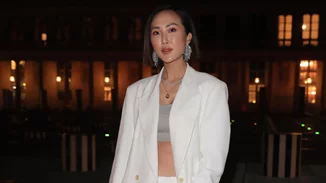 Οι πιο chic τρόποι για να προσθέσεις λάμψη στα looks του Δεκεμβρίου