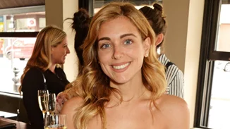 Μαριάννα Γουλανδρή Λαιμού: Σπάνια εμφάνιση με τη μητέρα της, Χριστιάννα Βαρδινογιάννη σε lunch στο Σύνταγμα