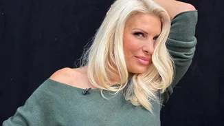 Ελένη Μενεγάκη | Η λεπτομέρεια στο μακιγιάζ της που χάλασε την (τέλεια) φωτογραφία της