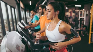 Επιστροφή στις προπονήσεις | 5 ζευγάρια αθλητικά παπούτσια για να αθληθείς με στιλ