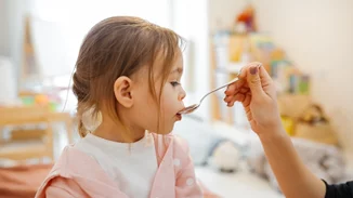 10 τροφές που χτίζουν ένα γερό ανοσοποιητικό στα παιδιά