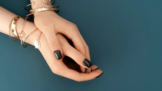 Ελβετία: Περισσότερα από 7 εκατομμύρια ελβετικά φράγκα για τα διαμαντένια βραχιόλια της Μαρίας Αντουανέτας