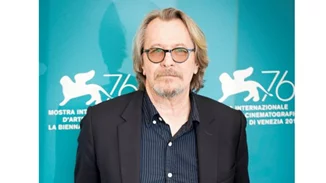 Oscars 2021 | Το συγκινητικό μήνυμα της συζύγου του Gary Oldman