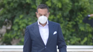 Θετικός στον κορονοϊό ο Αλέξης Τσίπρας | Τα συμπτώματα που εμφάνισε - Τα "περαστικά" του Κυριάκου Μητσοτάκη