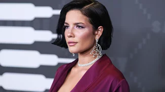 Halsey | Έγκυος στο πρώτο της παιδί