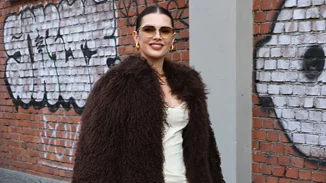 Τα πιο κομψά χειμερινά looks που μπορείς να δημιουργήσεις με μία faux γούνα