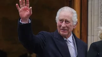 Οι πρώτοι γαλαζοαίματοι που επισκέφτηκαν τον βασιλιά Κάρολο μετά τη διάγνωσή του