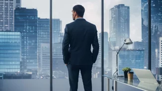 4 συνήθειες που σε εμποδίζουν να πετύχεις στη δουλειά και τη ζωή