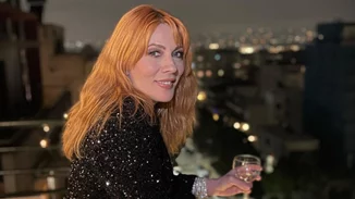 Με αγορέ κούρεμα και χαριτωμένο γλυκό προσωπάκι | Η Σμαράγδα Καρύδη αποκαλύπτει τη φωτογραφία από τα παιδικά της χρόνια