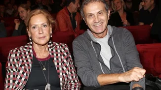 H μοναδική φωτογραφία από το γάμο του Γιώργου και της Άννας Νταλάρα