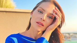 Η Υβόννη Μπόσνιακ υιοθέτησε το χρώμα μαλλιών που την κολακεύει περισσότερο απ' όλα