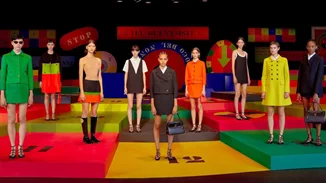 Disco και 60s vibes | Οι τάσεις που ξεχωρίσαμε από την SS22 συλλογή του οίκου Dior