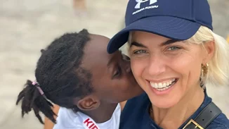 "Μαμά σ'αγαπώ" | Η ιδιαίτερη υποδοχή που επιφύλασσε η κόρη της Χριστίνας Κοντοβά στη μαμά της