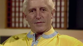 Jimmy Savile | Ο χειρότερος παιδόφιλος της Μεγάλης Βρετανίας και οι σχέσεις του με τον Πρίγκιπα Κάρολο