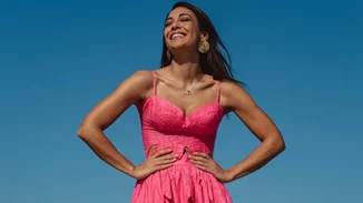 Η Ευγενία Σαμαρά φόρεσε την πιο ωραία φούστα για το καλοκαίρι | Θα την βρεις στα H&M