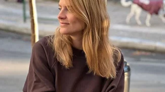 Δανάη Μιχαλάκη | Ευχαριστεί το 2023 και φωτογραφίζει την κόρη της