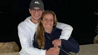 Η Μαρία Σάκκαρη καμάρωσε τον Κωνσταντίνο Μητσοτάκη στην ορκωμοσία του | "Απίστευτα υπερήφανη"