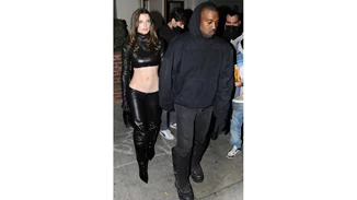 Kanye West | Έκανε την πρώτη του επίσημη εμφάνιση στο κόκκινο χαλί με την Julia Fox