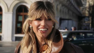 Η Βάσια Κωσταρά υιοθέτησε μια από τις top street style τάσεις του Παρισιού