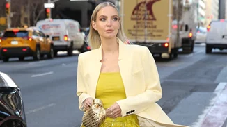 Τριχόπτωση | Οι βιταμίνες που θα "σώσουν" τα μαλλιά σου