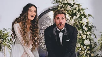 Ο Άκης Πετρετζίκης στις πρώτες δηλώσεις για τον γάμο και τον ερχομό του παιδιού του