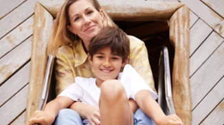 Αντηλιακή προστασία και παιδιά | Γιατί πρέπει να επιλέξεις ένα υψηλής αποτελεσματικότητας αντηλιακό που είναι ενυδατικό αλλά και ανθεκτικό στο νερό