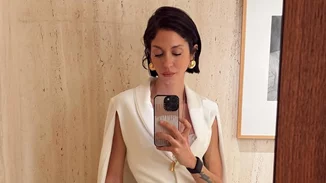 "Βρήκα αυτόν τον ξανθό τύπο να τρώει φράουλες στην κουζίνα μου"