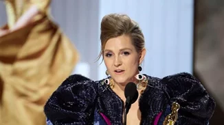 Ξεκινά η έκθεση "Poor Things. Τα Κοστούμια" στο Μουσείο Μπενάκη- Σήμερα η ομιλία της οσκαρικής ενδυματολόγου Holly Waddington