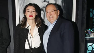 Ανδρέας Φουστάνος | Ποζάρει αγκαλιά με τη νεαρή σύντροφό του, Ιωάννα Βασιλάκη