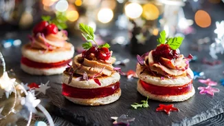 Εορτολόγιο | Ποιος γιορτάζει σήμερα, 24 Δεκεμβρίου