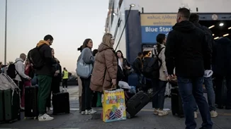 Κορυφώνεται η έξοδος των εκδρομέων του Πάσχα - Αυξημένη η κίνηση στα λιμάνια της Αττικής