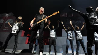 Οι Pink Floyd αφαιρούν τις ηχογραφήσεις τους από μουσικές πλατφόρμες σε Ρωσία και Λευκορωσία