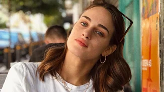 Τέλος τα μακριά μαλλιά για την Μαρία Βοσκοπούλου | Το κούρεμα που την έκανε να μοιάζει με femme fatale