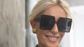 Μαρία Μπακοδήμου | Με σωληνάκια στο νοσοκομείο