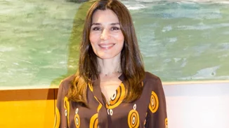 Η εμφάνιση της Μαρίας Ναυπλιώτου με φόρεμα Ελληνίδας σχεδιάστριας που είναι ιδανικό για όλα τα events της σεζόν