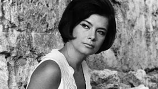 Το σπάνιο στιγμιότυπο της Τζένης Καρέζη με τον Ζάχο Χατζηφωτίου από το 1962