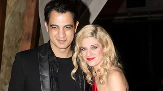 Τζένη Θεωνά & Δήμος Αναστασιάδης | Η αφιέρωση που (κατάφερε) και μας έβαλε στο κλίμα του Αγίου Βαλεντίνου