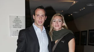 Κώστας Κεντέρης | Η νέα ζωή στο Πάπιγκο Ιωαννίνων με την οικογένειά του και η σπάνια εμφάνιση στη Χίο