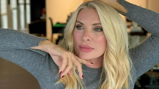 Η Ελένη Μενεγάκη μέσα στο τεράστιο σπίτι της | Η νέα φωτογραφία από το εσωτερικό του