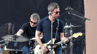 Επανέκδοση του "Definitely Maybe" των Oasis για την 30η επέτειό του