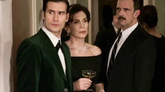 "Έγινε τεράστιος ντόρος με τις "Άγριες Μέλισσες" αλλά εντάξει... Δεν έπαυε να είναι μία καθημερινή σαπουνόπερα"