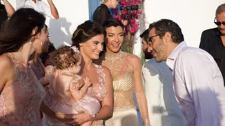 Χριστίνα Μπόμπα | Το δεύτερο φόρεμα που φόρεσε στη βάπτιση των διδύμων είχε κάτι από Marilyn Monroe