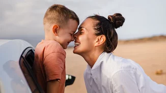 3 πράγματα που δεν θέλω το παιδί μου να λέει για μένα (όταν μεγαλώσει)