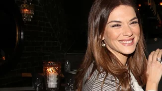 Athens by night για τη Βάσω Λασκαράκη - Το χαλαρό look της